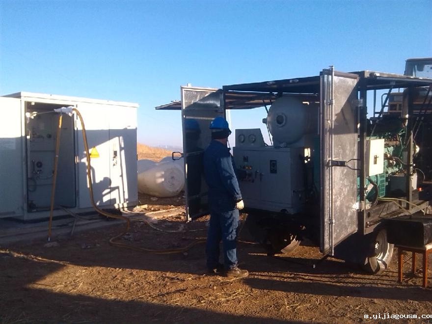 01-沽源风电滤油机使用现场照片.jpg 01-沽源风电滤油机使用现场照片.jpg