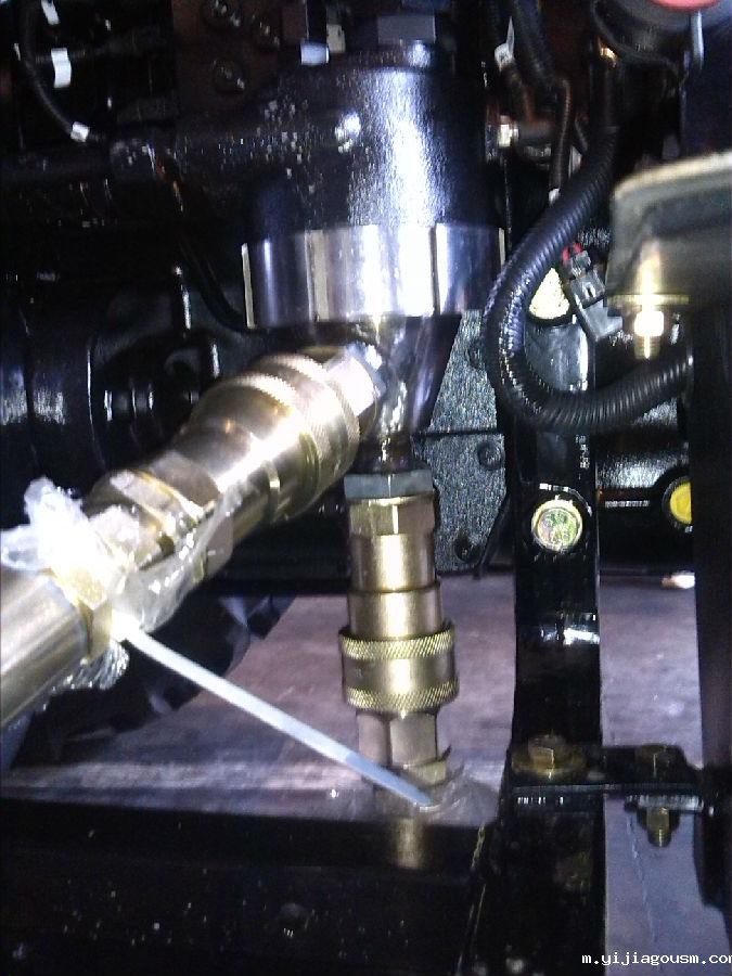 汽车液压油滤油机现场照片