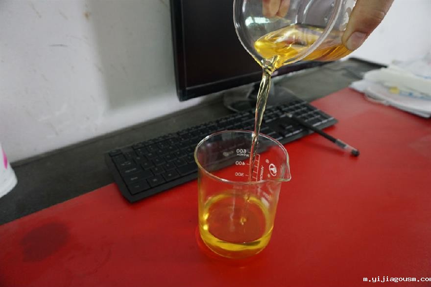 07基础油溶剂萃取.JPG 废油过滤设备中NMP复合溶剂抽提精制优势特点