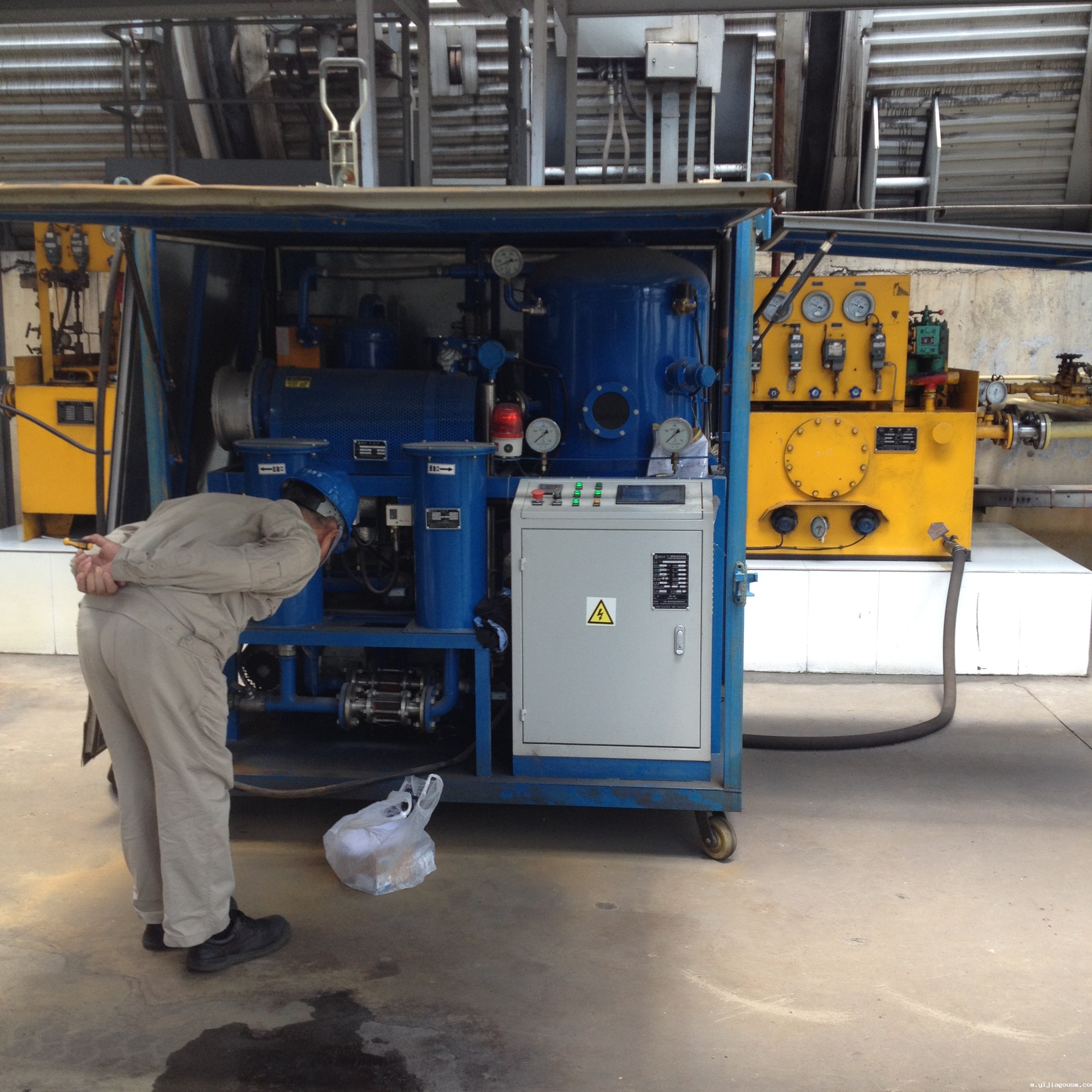 真空滤油机客户现场照片